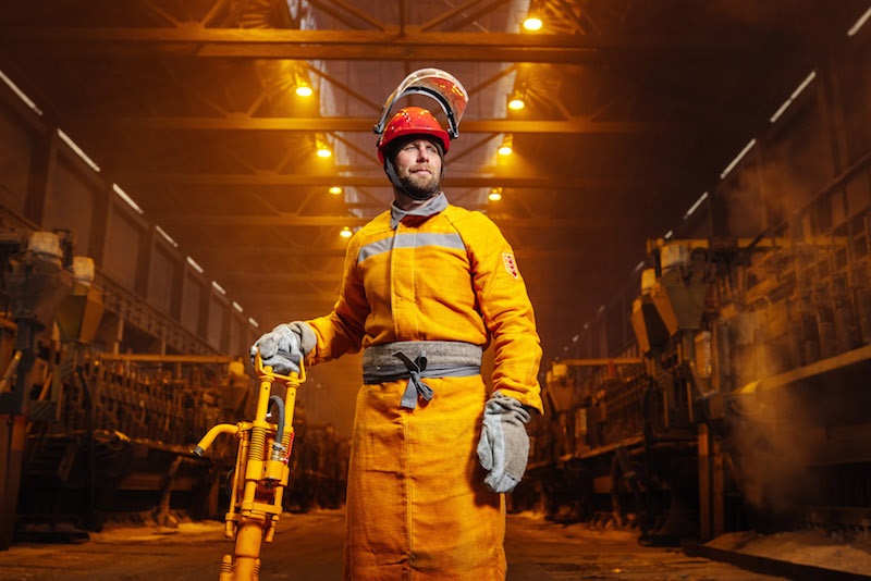 Zolotoi-stragh-Moiseev-Schelehov.jpg Zolotoi-stragh-Moiseev-Schelehov.jpg